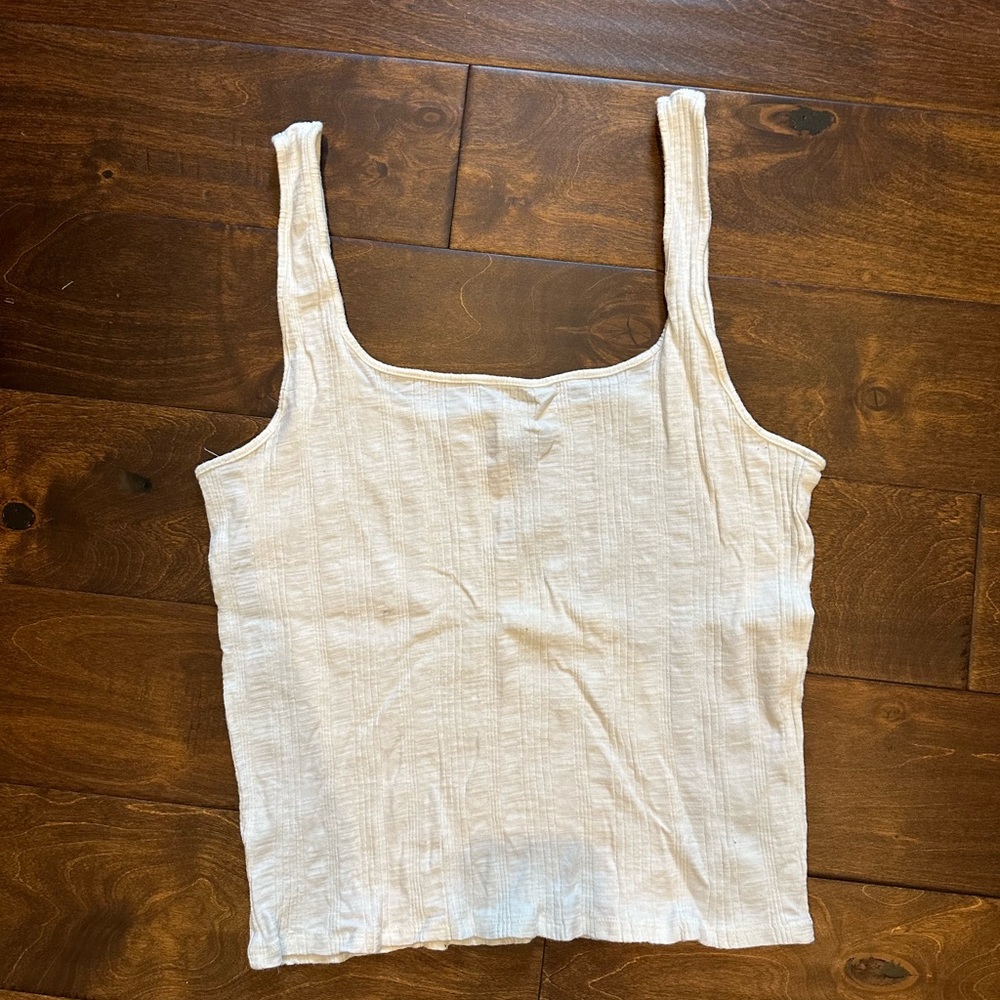 Ribbed white tank